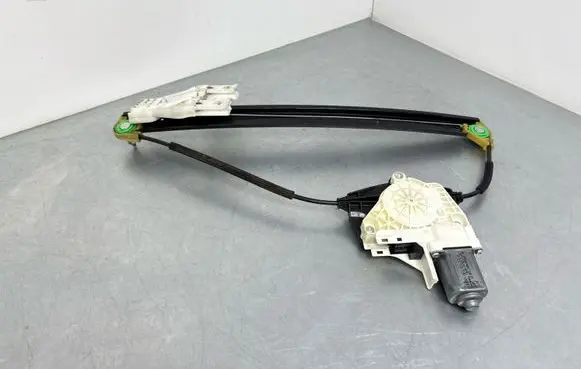 Audi Q5 SQ5 Rear door window regulator with motor 8K0959812A