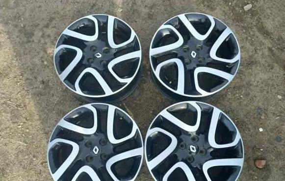 Renault Captur R17 alloy rim 403008829R