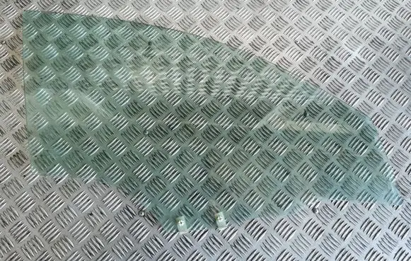 Mazda 3 I Front door window glass four-door