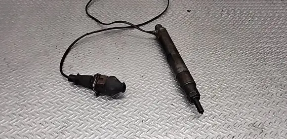 Volkswagen PASSAT B4 Fuel injector 028130201H
