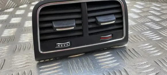 Audi Q5 SQ5 Rear air vent grill 8K0819203