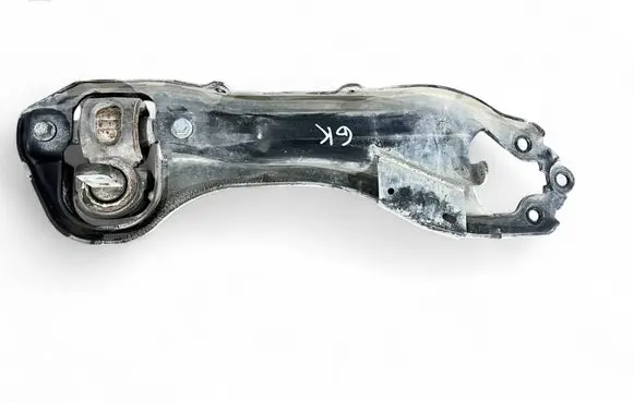 Rear control arm
