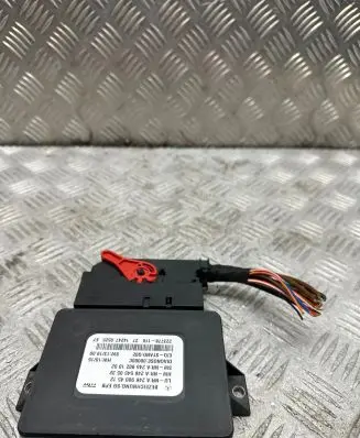 Mercedes-Benz SLK R172 Hand brake control module A2465450532 A2469021002