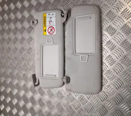Sun visor
