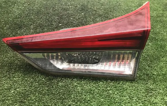 Toyota Auris E180 Tailgate rear/tail lights 02354
