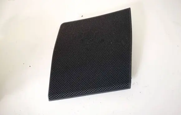 Side speaker trim/cover