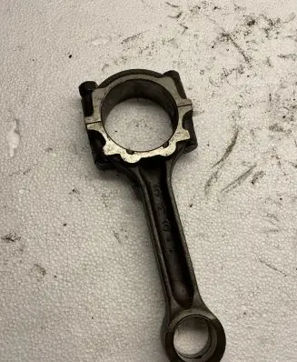 Nissan X-Trail T30 Connecting rod/conrod 5M3
