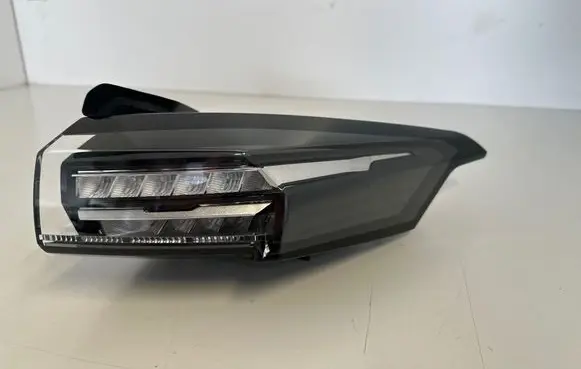 Rear/tail lights