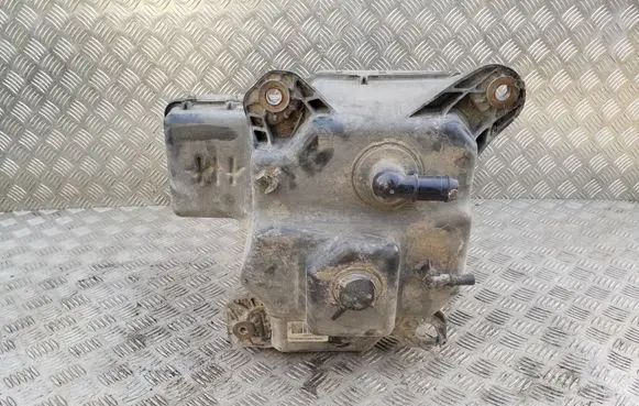 Nissan Navara D23 AdBlue liquid reservoir 204115JU2C 237G00284R