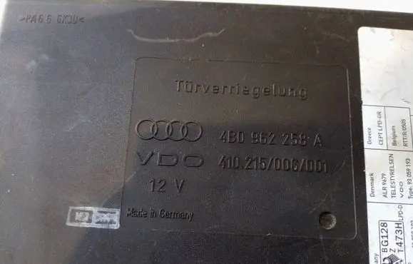 Audi A6 S6 C5 4B Engine control unit/module 4B0962258A 410215006001