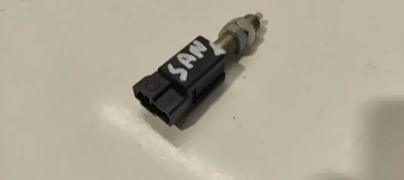 Clutch pedal sensor