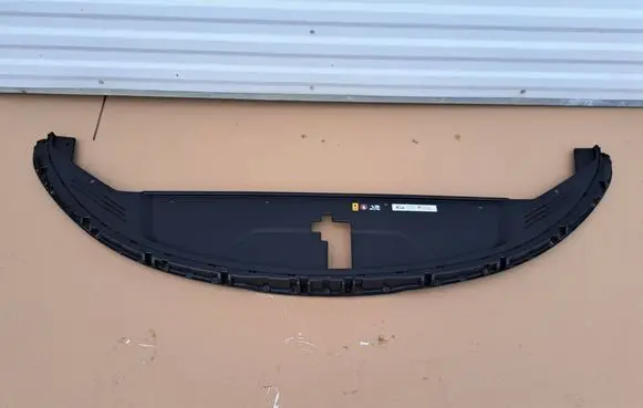 KIA Sorento IV Engine bonnet/hood lock trim molding 86370P2000
