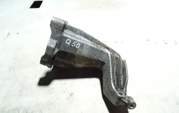 Infiniti Q50 Engine mounting bracket A2742230101