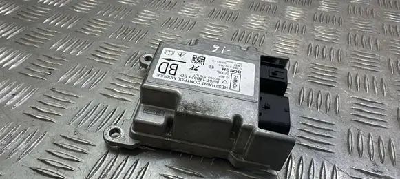 Ford Focus Airbag control unit/module 8M5T14B321BD