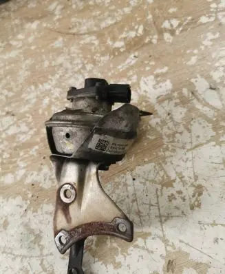 Peugeot 308 Turbo system vacuum part 7560470005 NL001378F