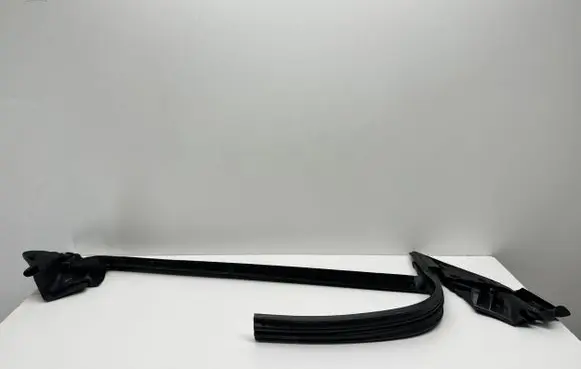 BMW M8 F93 Gran Coupe Other front door trim element 7435430