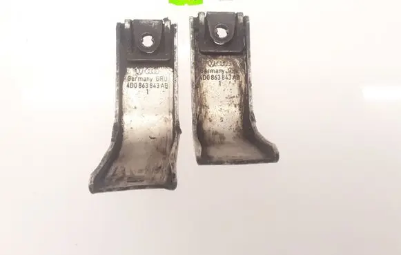 Audi A8 S8 D3 4E Radiator mount bracket 4D0863843AB