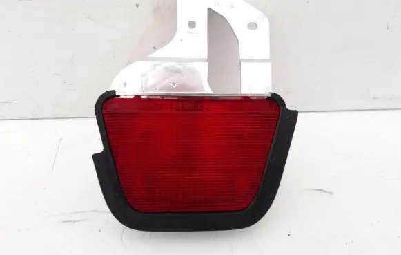 Toyota Avensis T250 Third/center stoplight