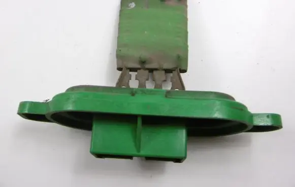 Iveco Daily 35.8 - 9 Heater blower motor/fan resistor 500326616