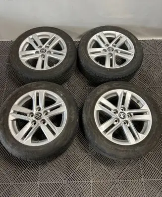 R16 alloy rim