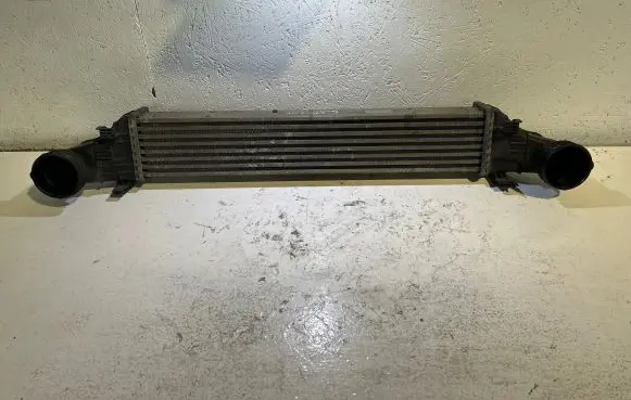 Mercedes-Benz E W211 Intercooler radiator A2115001102 G1592002