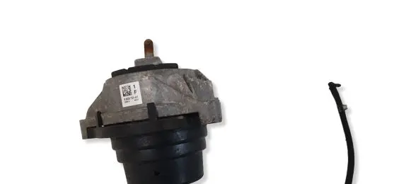 BMW X3 F25 Engine mount bracket 6855721 230512