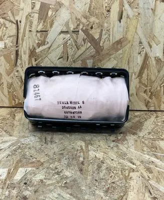 Tesla Model S Passenger airbag 0589P1000551 23120219 14633639