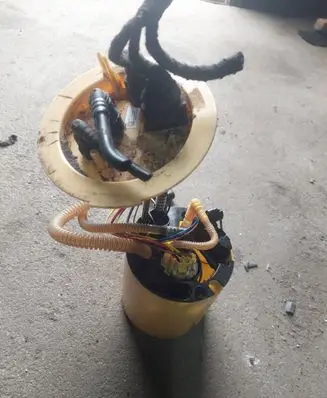 Audi A4 S4 B8 8K In-tank fuel pump 8K0919050P