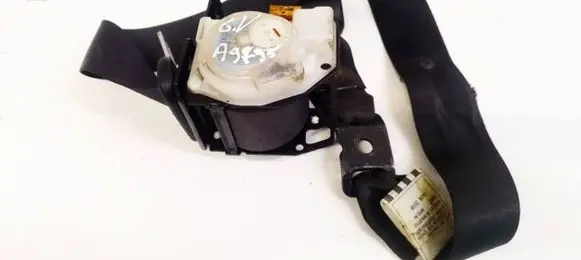 Lexus IS 220D-250-350 Middle seatbelt (rear) 