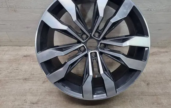Volkswagen Tiguan Allspace R20 alloy rim 5NN601025E