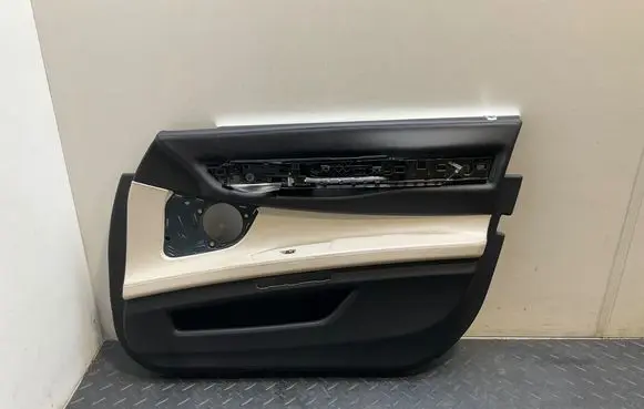 BMW 7 F01 F02 F03 F04 Front door card panel trim