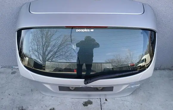 Ford Fiesta Tailgate/trunk/boot lid