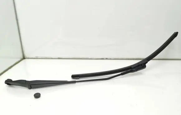 Windshield/front glass wiper blade