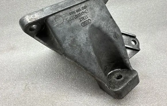 Audi A6 Allroad C5 Engine mounting bracket 543130 4B0199308