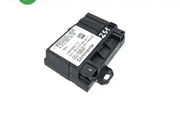 Mercedes-Benz R W251 Fuel injection pump control unit/module A2129000306 A2124460071 1135700231179