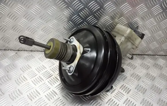 Opel Vectra C Brake booster 46831404