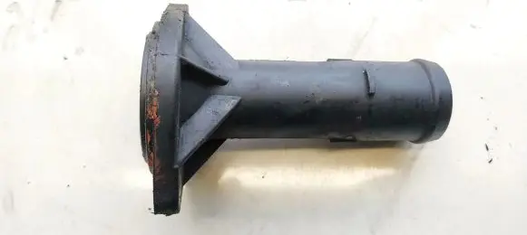 Volkswagen Golf IV Engine coolant pipe/hose 038121121