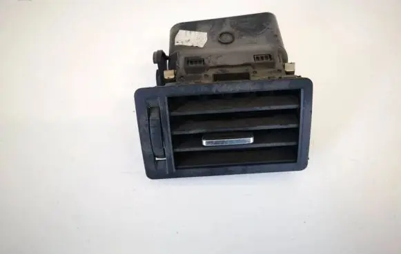 Ford Kuga I Dash center air vent grill 3m51r018b09 3m51-r018b09