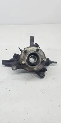 Subaru Forester SF Front wheel hub spindle knuckle