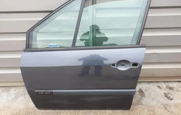 Renault Scenic II - Grand scenic II Front door