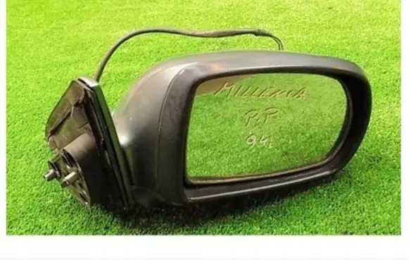 Mazda Millenia Front door electric wing mirror