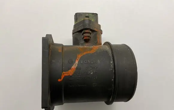 Nissan Primera Mass air flow meter 0281002207 226807F400