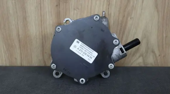 Mercedes-Benz CLK A209 C209 Vacuum pump 2722300465 A2722300465