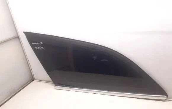 Ford Mondeo MK IV Rear side window