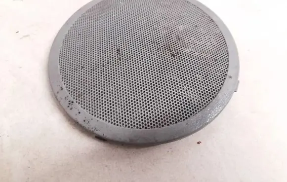 Side speaker trim/cover