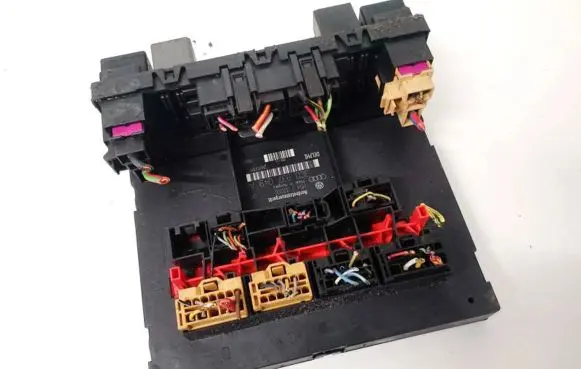 Skoda Octavia Mk2 (1Z) Fuse box set 3c0937049ah