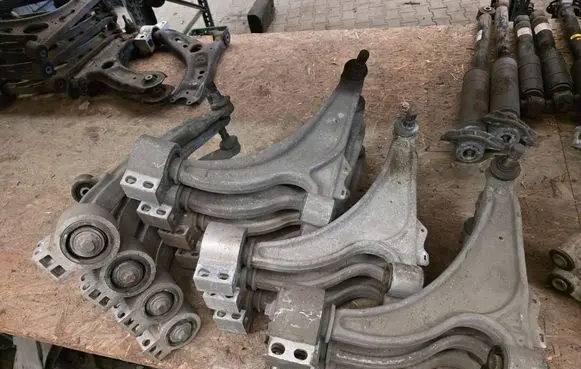 Opel Astra J Front lower control arm/wishbone 