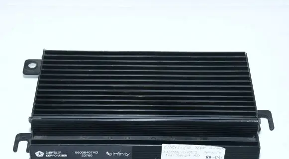Jeep Grand Cherokee (WJ) Sound amplifier 56038407AD