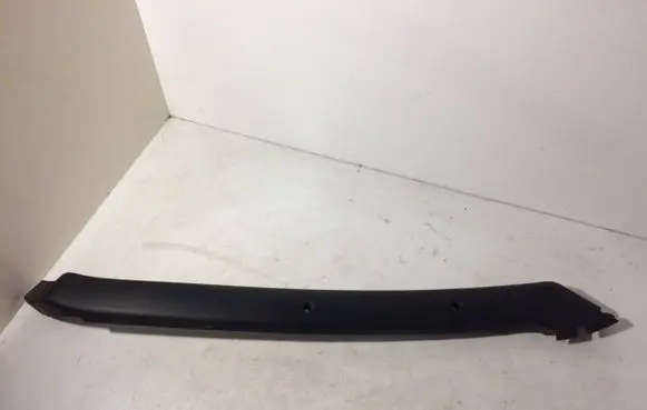 Porsche Cayenne (9PA) Tailgate trim 7L5867712