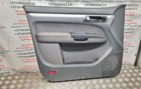 Volkswagen Touran I Front door card panel trim 1T1867011
